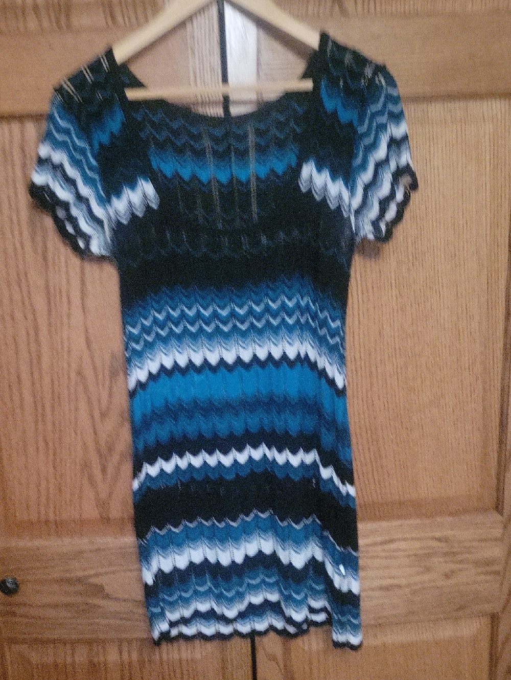 Maurices Blue Black White Zigzag Knit Top